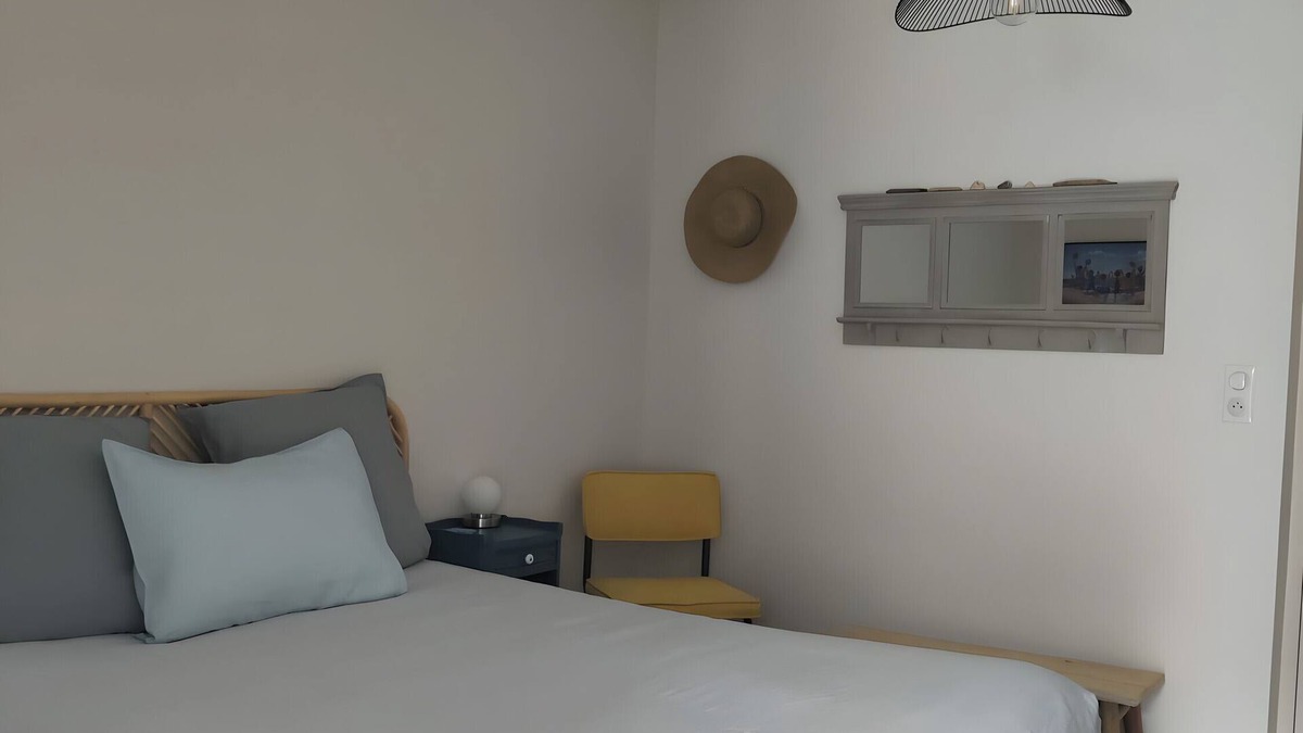 Pornic Bed & Breakfast | 'Galets' Guest Rooms with Private Terrace, Private Garden and Wi-Fi