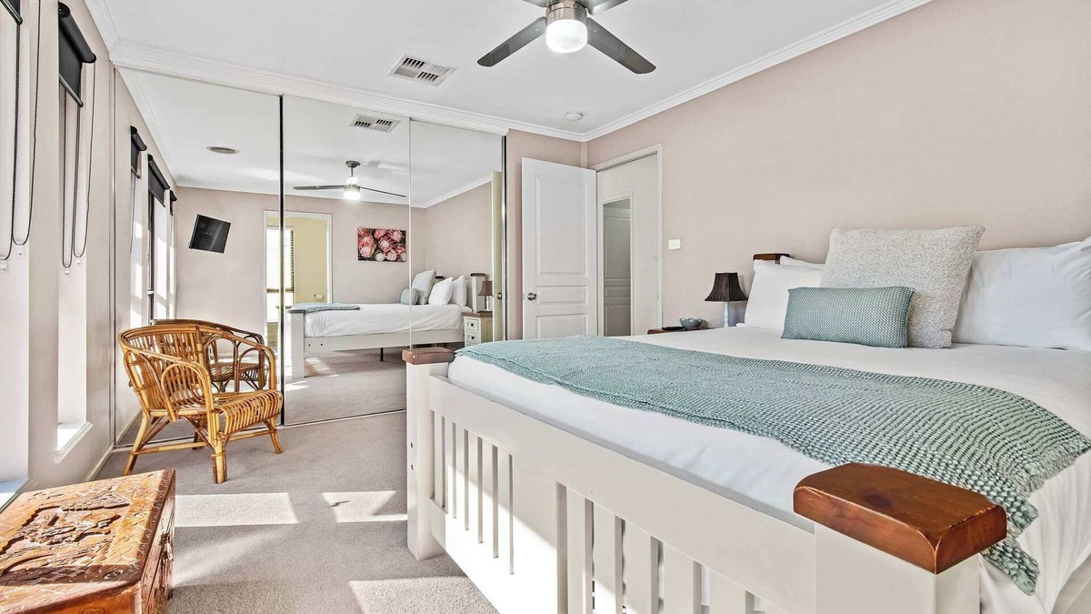 Wagga Wagga House | Galing Place - Close to CBD, Pet Friendly