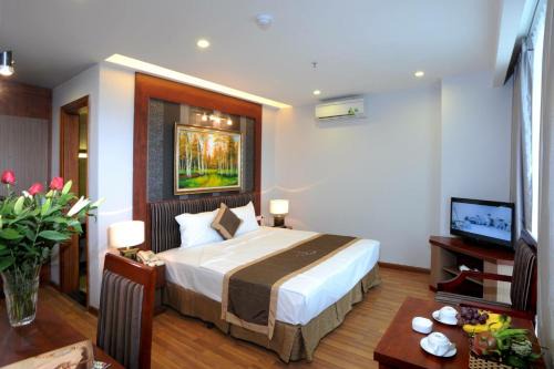 Hai Ba Trung Hotel | Gallant Hotel