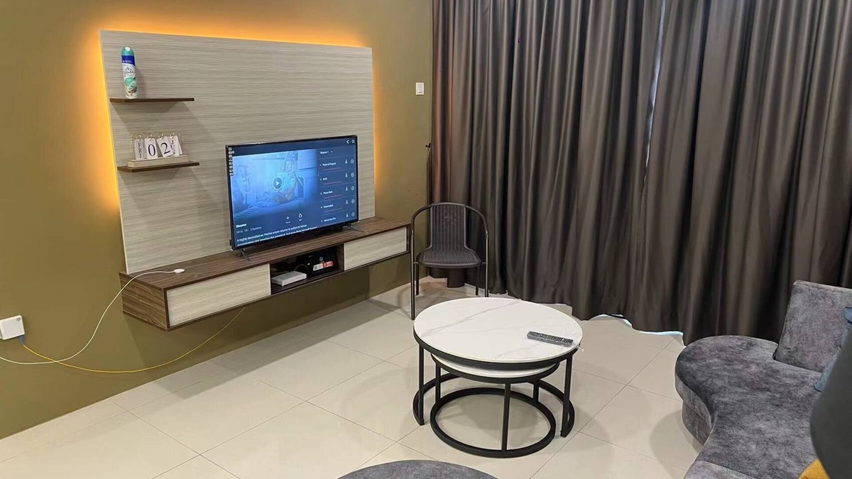 Seri Kembangan Apartment | Galleria Equine Park EXP