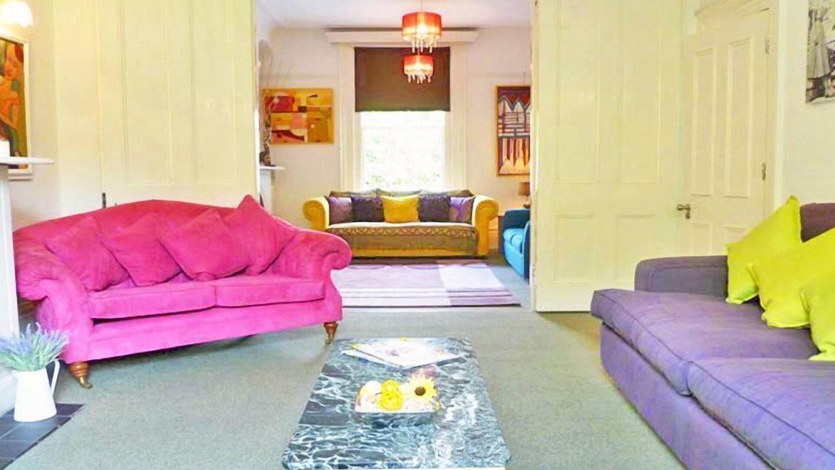 Gosport House | Gallery - a house that sleeps 18 guests in 5 bedrooms