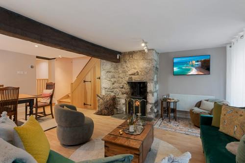 Chagford House | Gallery Lodge Holiday Home