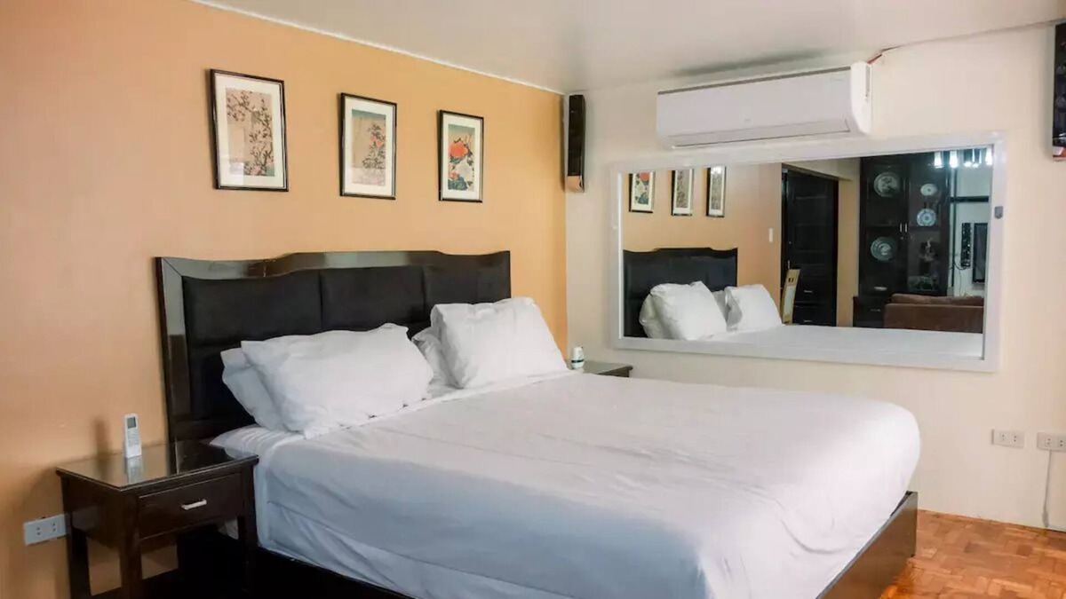 Olongapo House | Gallery & Garden Villas 1LDK Unit C @SBMA