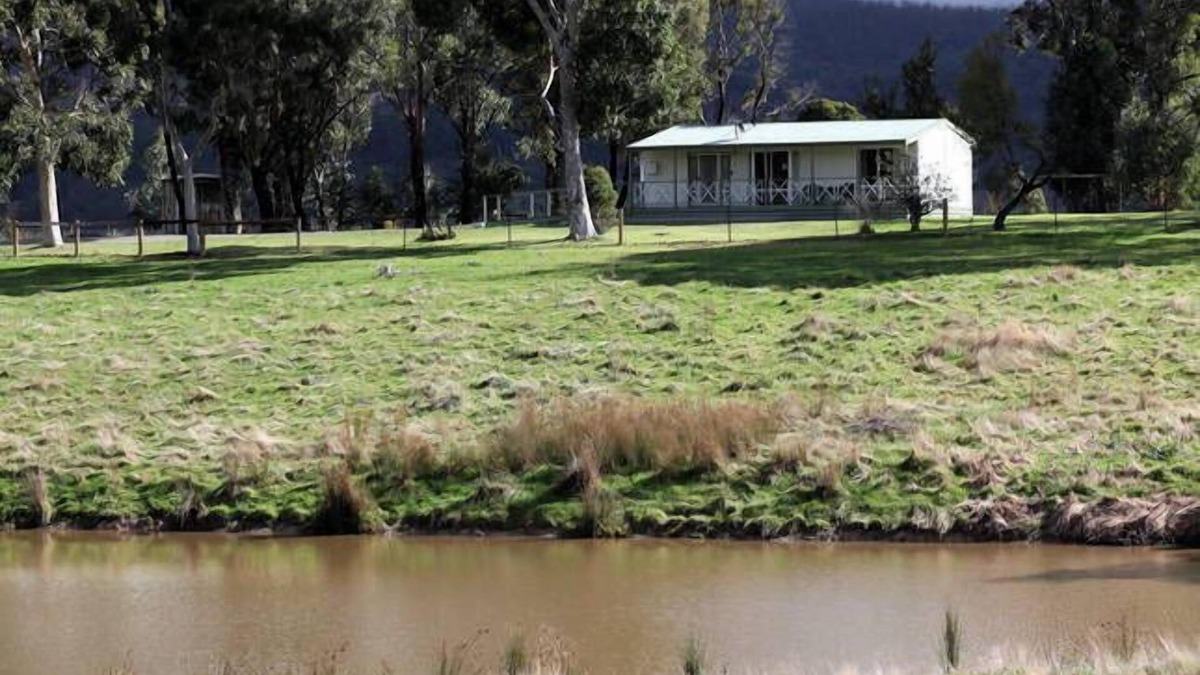 Yarra Glen House | Galoglen Farm Cottage