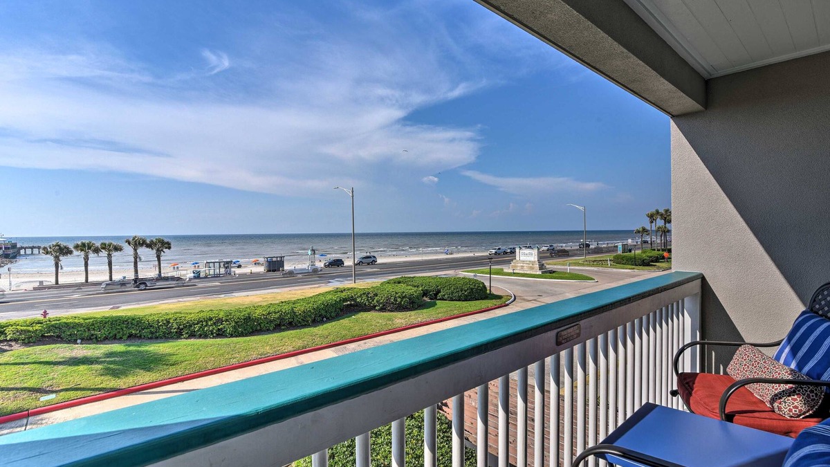Galveston Condo | Galveston Beach Paradise