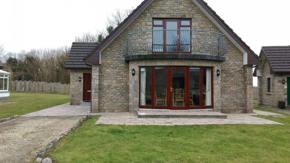 Oranmore Ski Chalet | Galway Bay Holiday Lodge