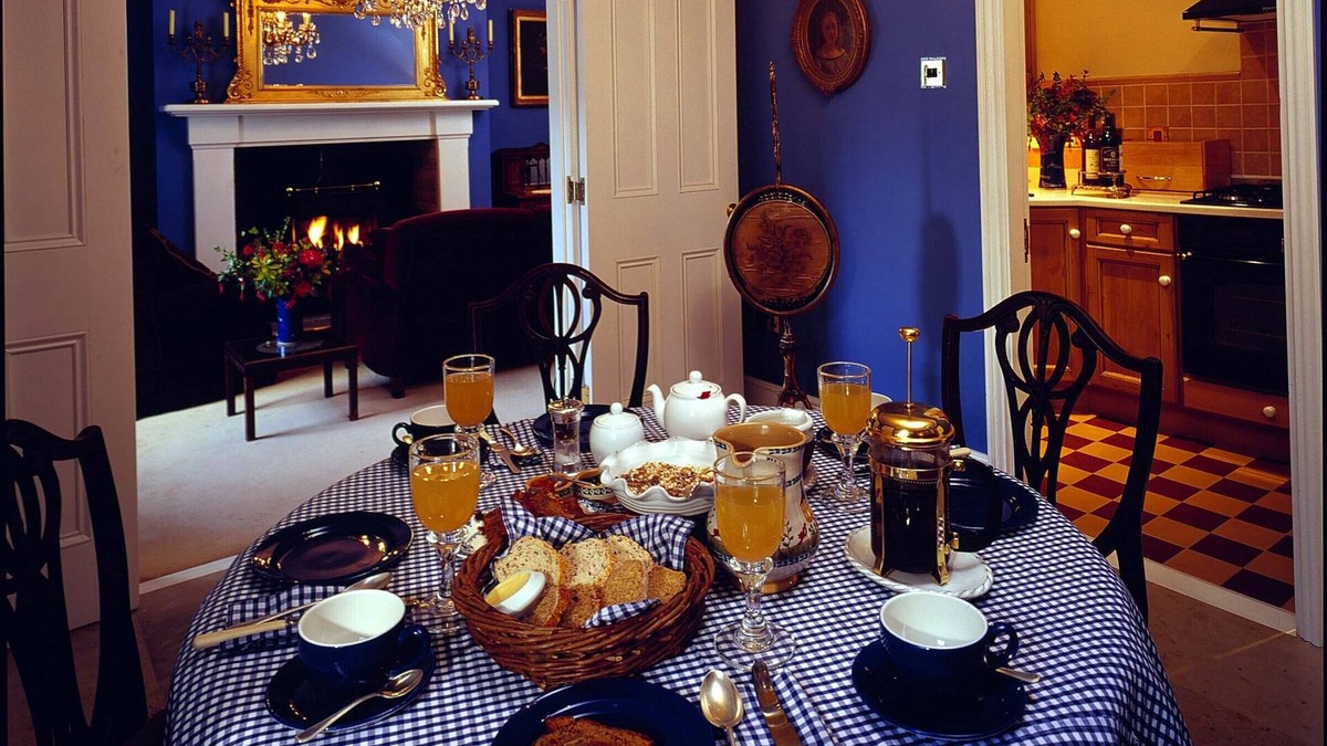 Caherlistrane Apartment | Galway Period Villa Overlooking Palladian Fountain in Private Estate