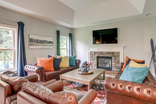 Collins Center House | Game Room and Hot Tub Big Fun in Ellicottville