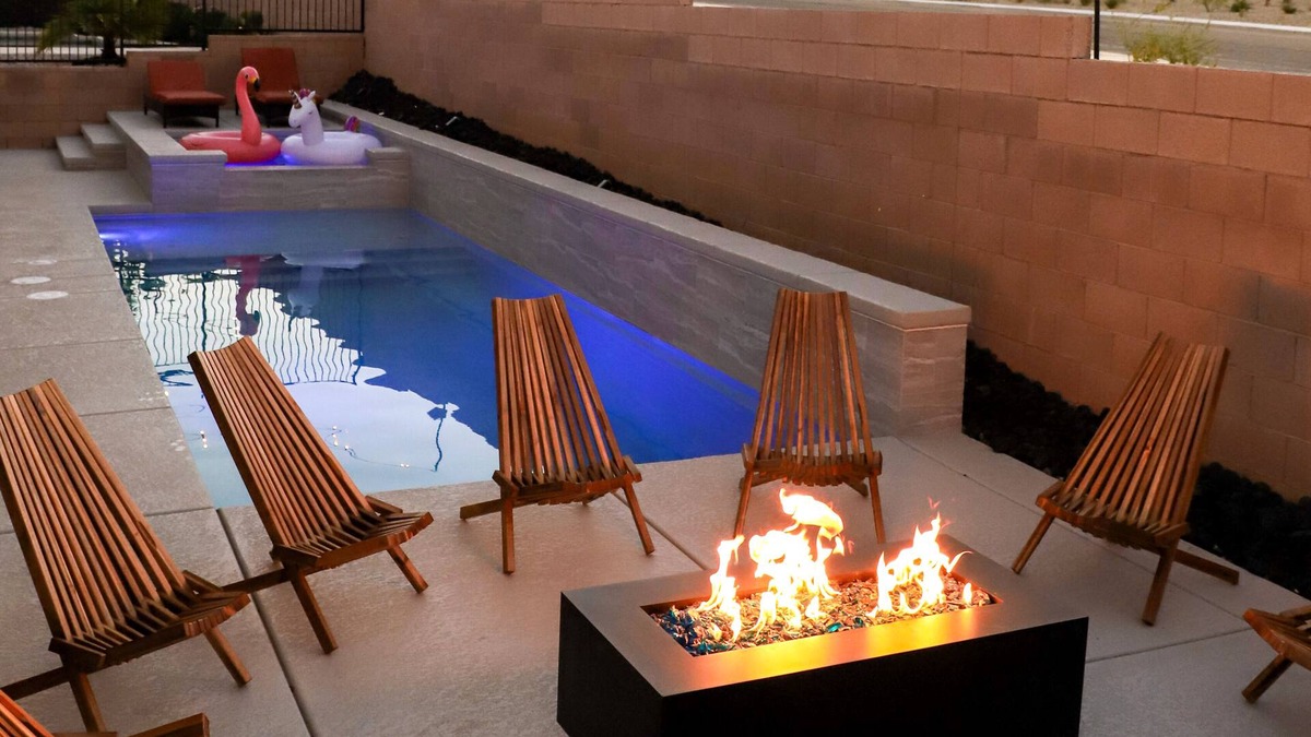 Mesquite House | Game Room Heated Pool & Spa Fire Pit Putting Green Outdoor TV