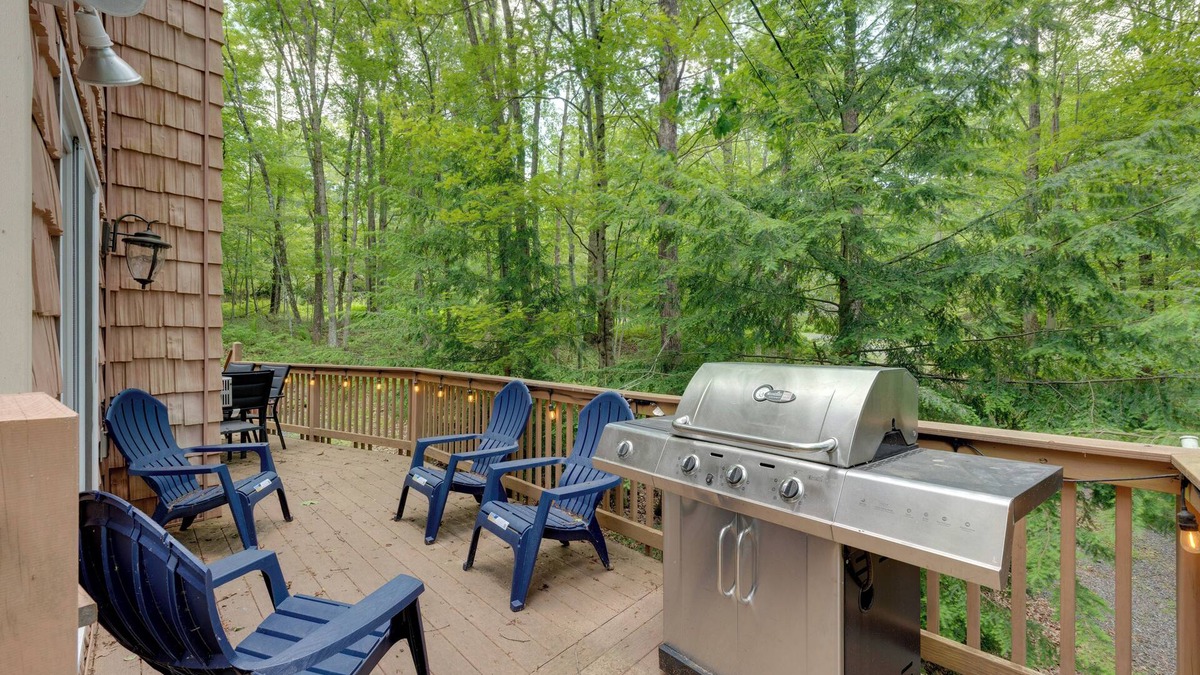 Albrightsville Cottage | Game Room + Lake Access: Albrightsville Escape
