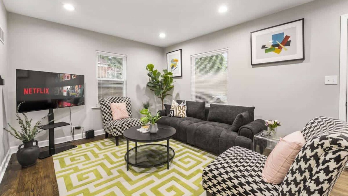 Broadview House | Game Room + Outdoor BBQ Grill | LCP Collection