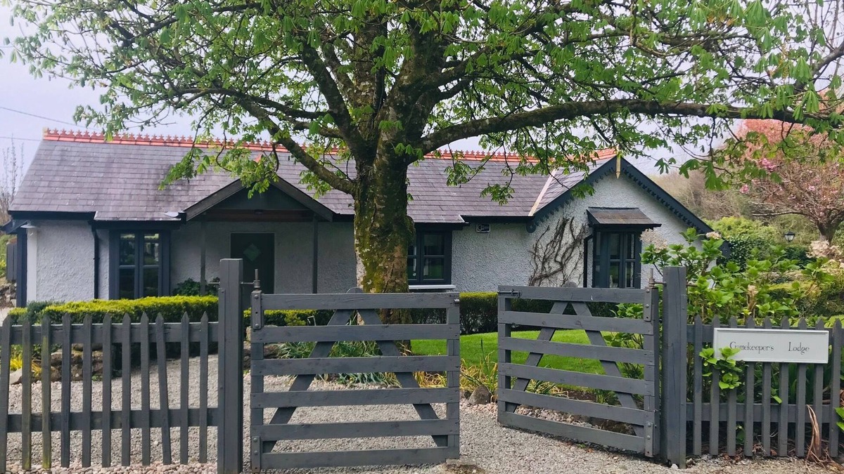 Inishmacatreer Cabin | Gamekeepers Lodge, Cong