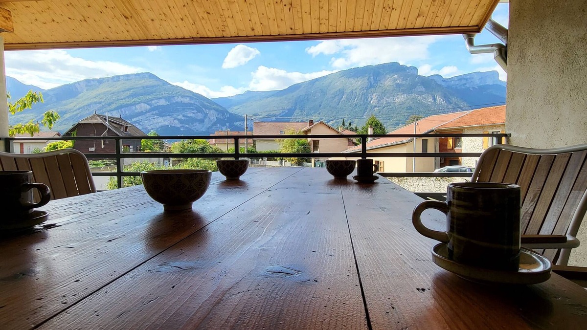 Saint-Egreve Apartment | 'games of Home' - Appartement-maison Proche Grenoble
