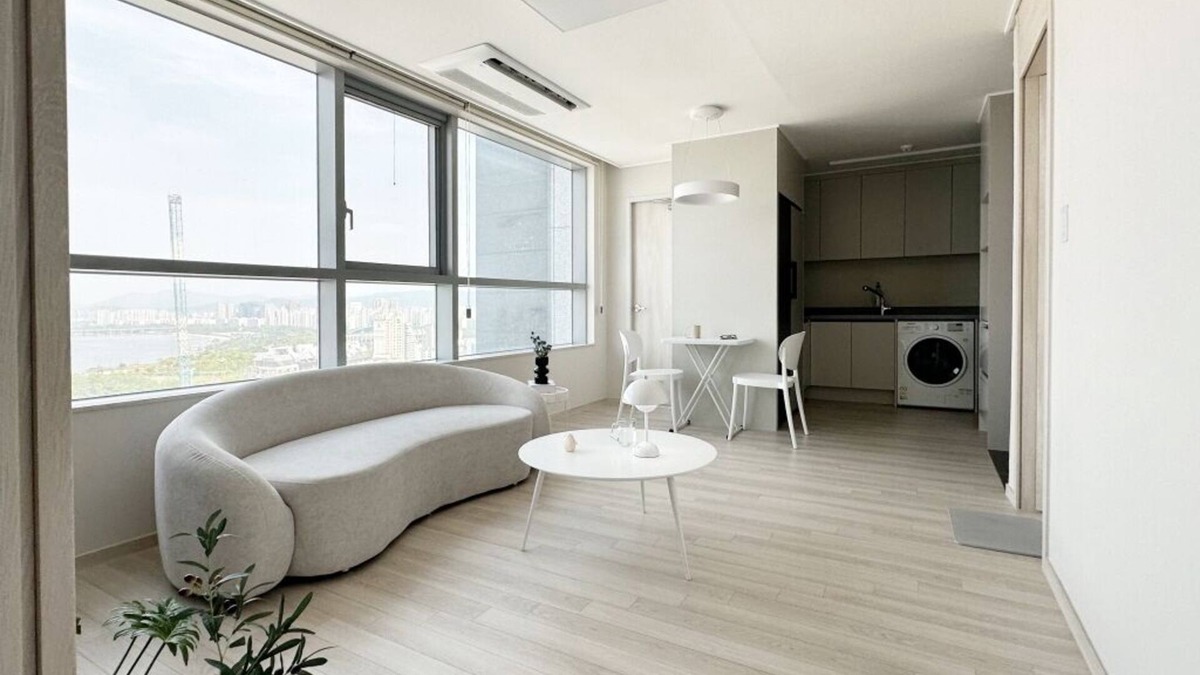 Cheongdam Apartment | Gangnam Han River View 1bedroom+1living room