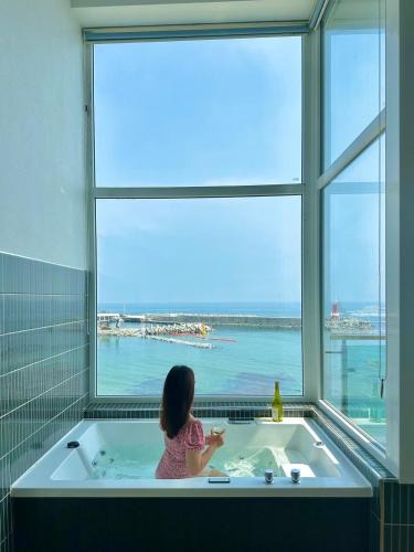 Jumunjin-eup House | Gangneung Gugu Spa Pension