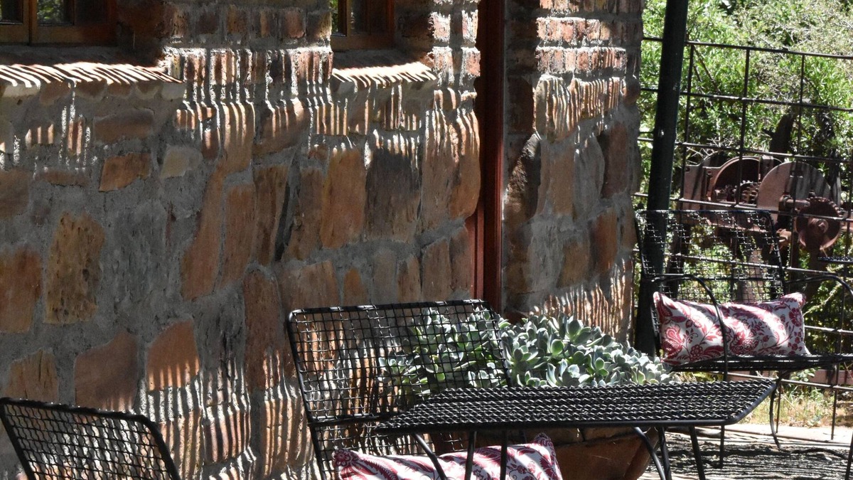 Nieu-Bethesda House | Ganora Guestfarm & Excursions