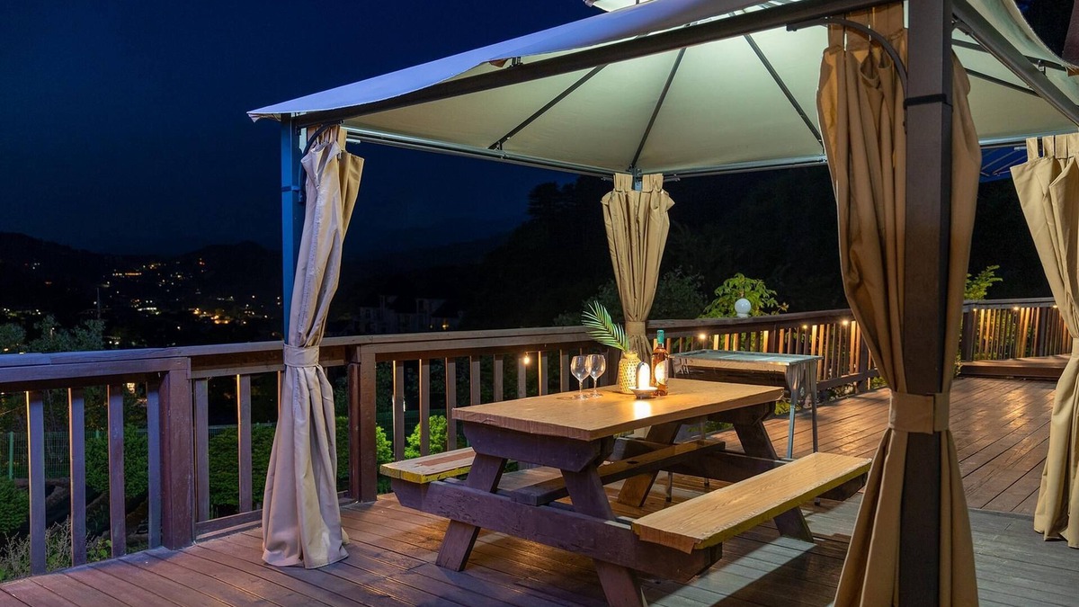 Sang House | Gapyeong Gold Castle Pension