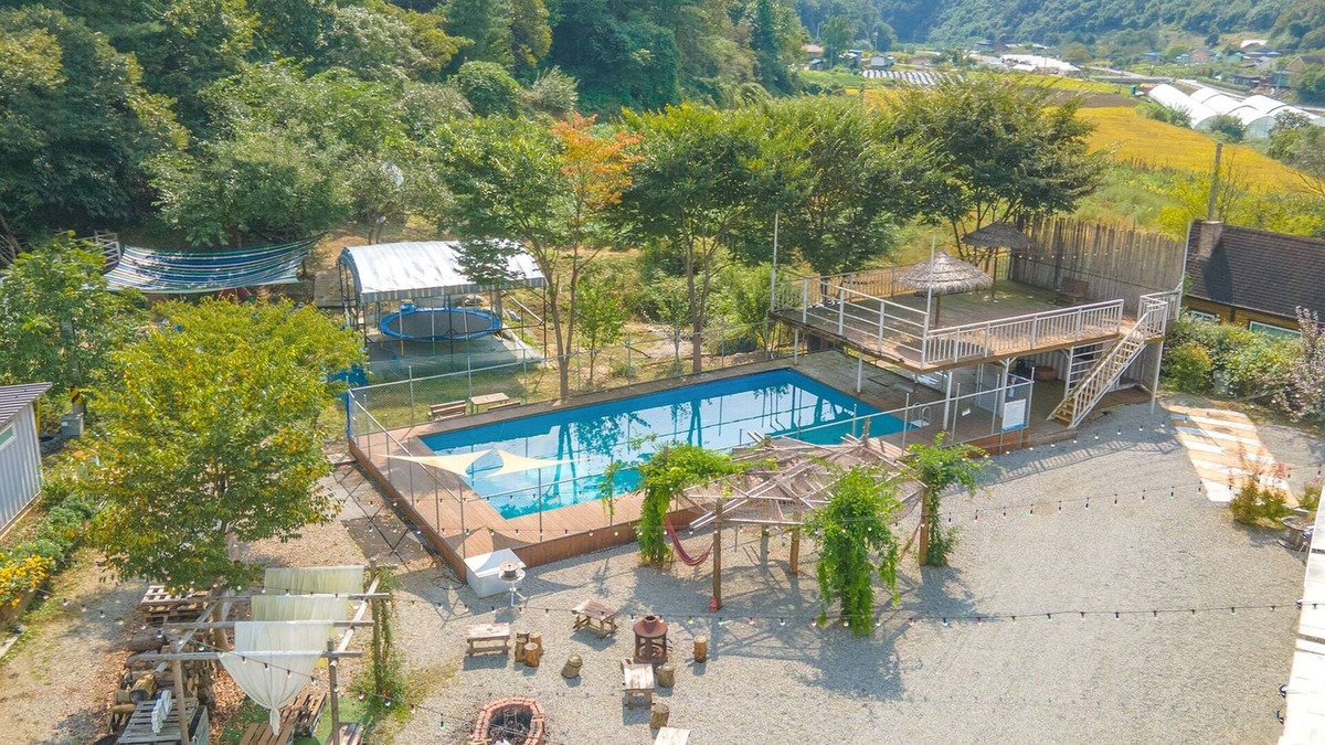 Buk House | Gapyeong Yeoldudal Spapension&camping