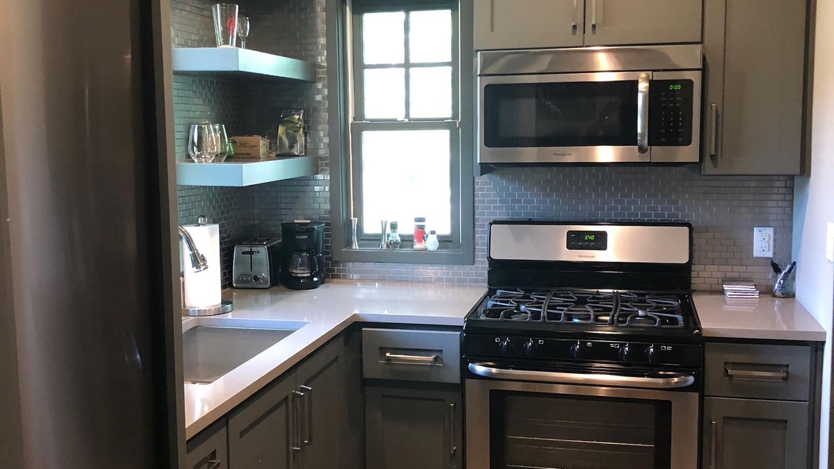 Tarrytown House | Garage Apartment in Tarrytown