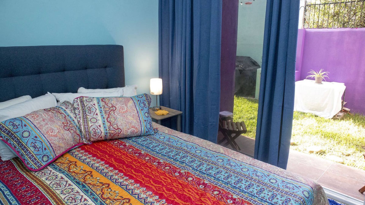 Colonia Independencia Apartment | Garden ArtSpace pets ok 1.5bdrm w/Alexa, bicycles, shared pool & grill, wifi