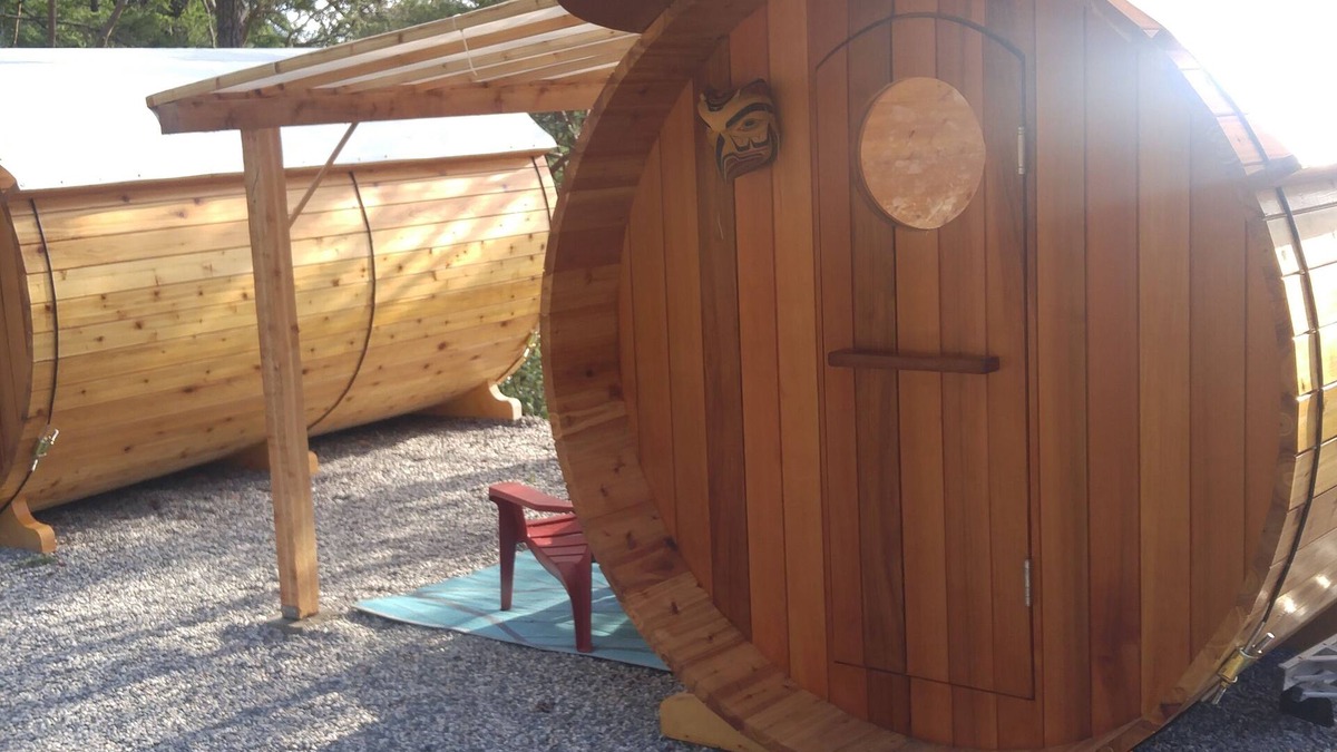 Sunshine Coast House | Garden Bay Cliff Dwellings - Glamping ExperiencenBC Reg#H317690795