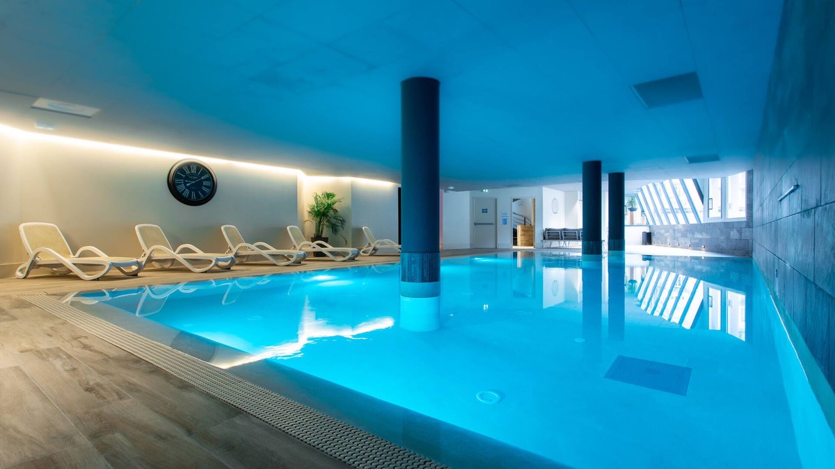 Cauterets House | Garden & City Cauterets Balneo