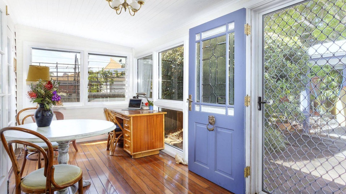 Tea Gardens Cottage | Garden Cottage - 40B Witt Street