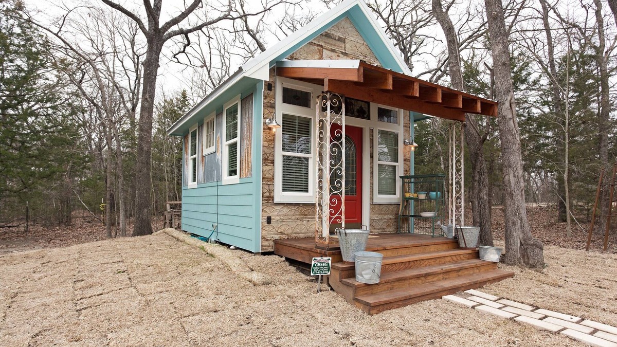 Royse City Cabin | Garden Cottage - Charming Cabin in the Woods