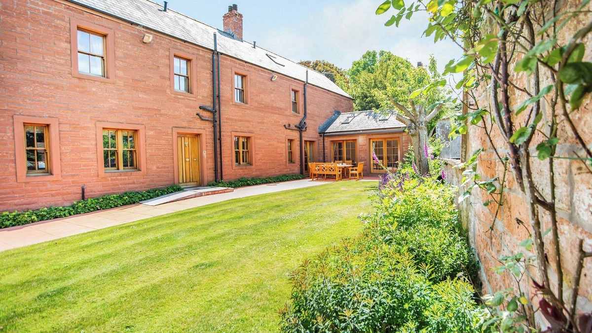 Great Corby Cottage | Garden Cottage - UK34669