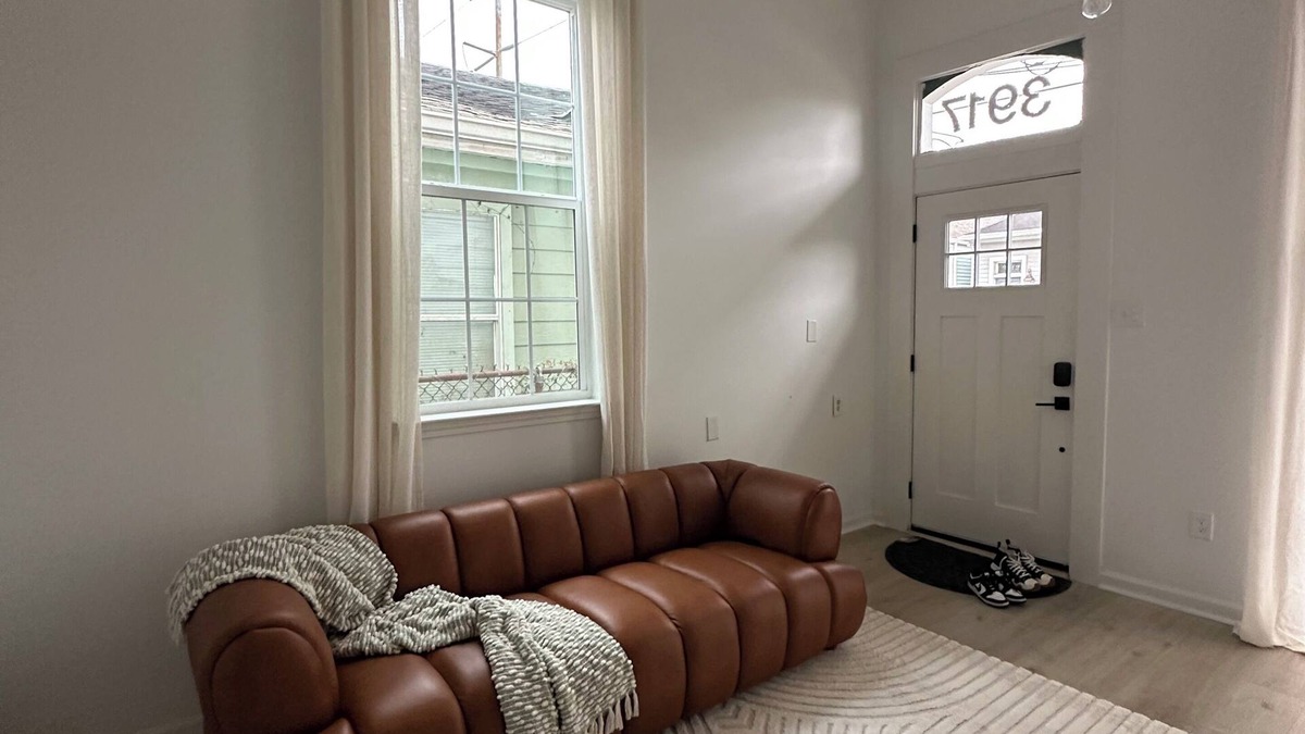 East Riverside House | Garden District Hive in New Orleans with AC, WiFi