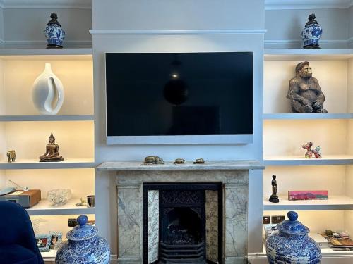 Chelsea Riverside House | Garden house in Chelsea