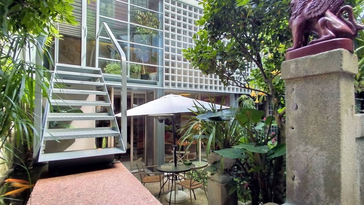 Bonfim Apartment | GARDEN HOUSE in Historical Center, with Garage