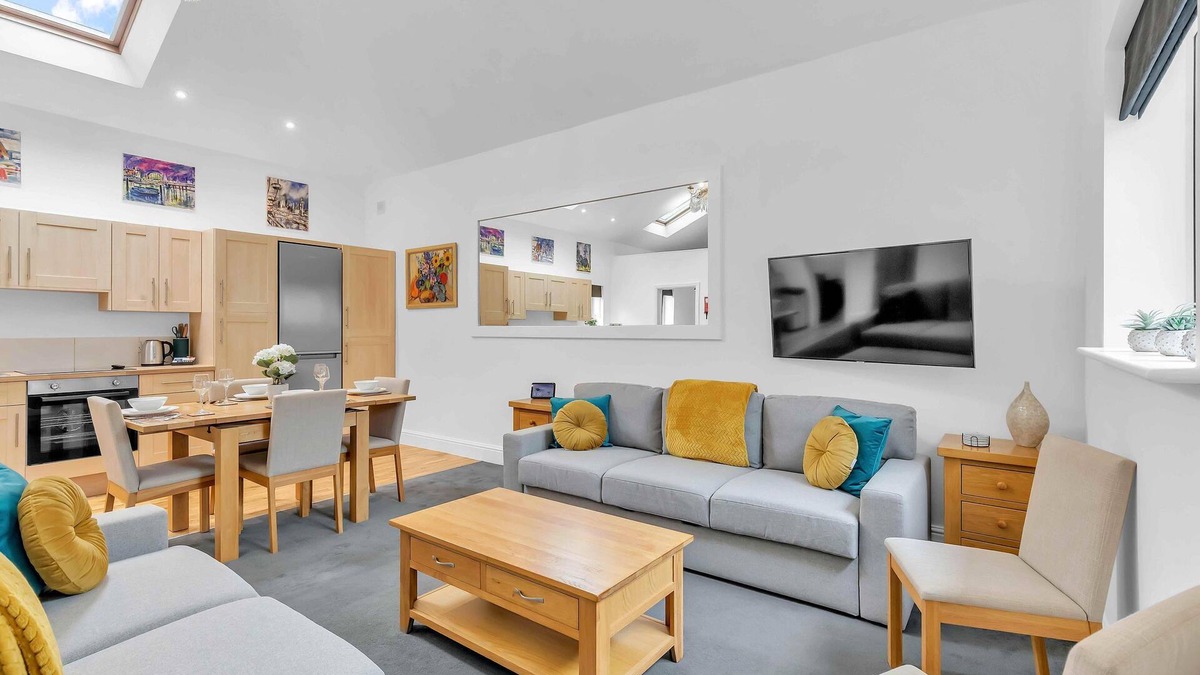 Rottingdean House | Garden Lodge With Parking | By My Getaways