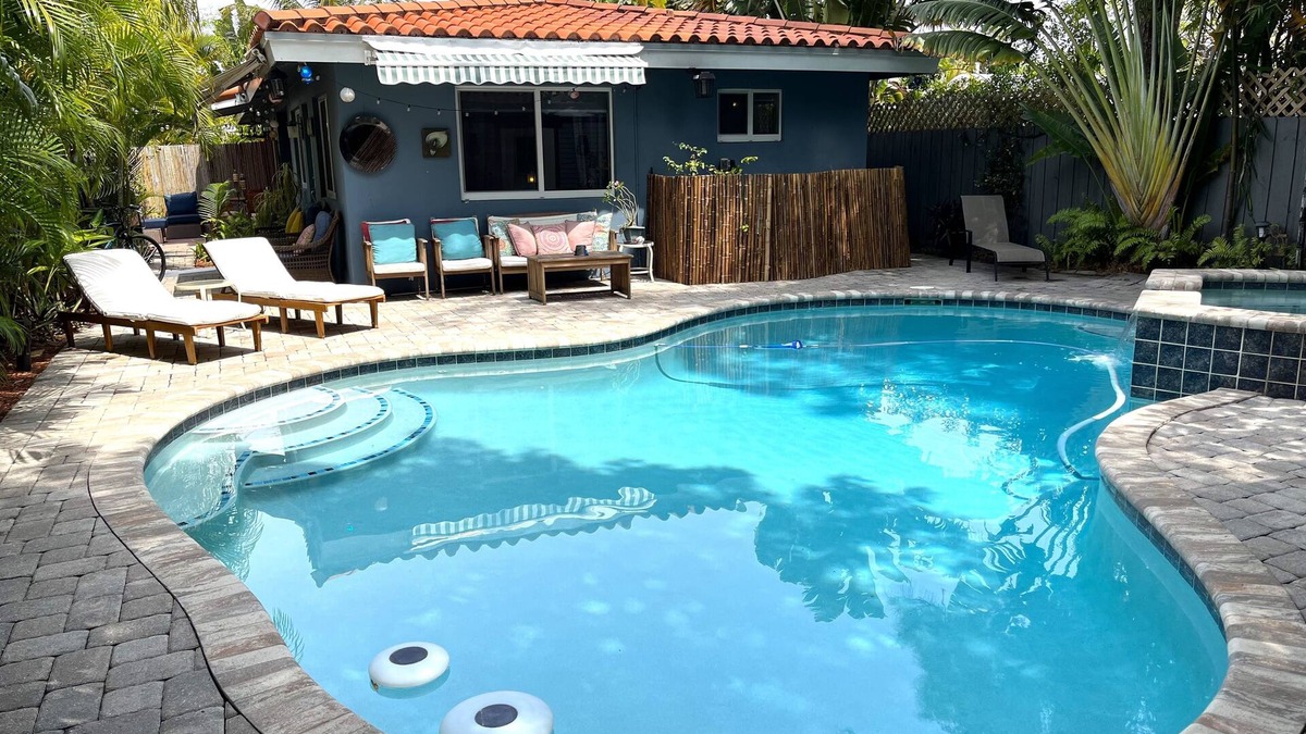 Central Oakland Park House | Garden Oasis with Private Heated Pool & Spa, 2 miles from Fort Lauderdale Beach