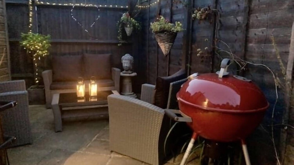 Royal Tunbridge Wells Cabin | Garden retreat, private garden, and parking