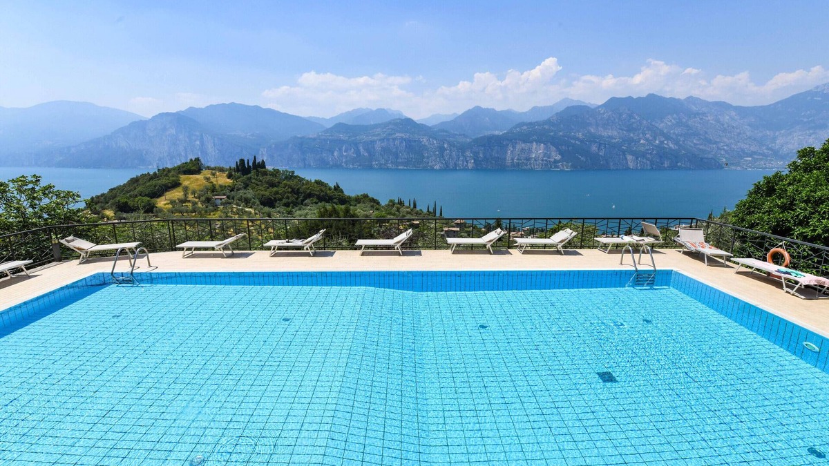 Malcesine Apartment | Garden Residence Malcesine Lake View Apartment 15