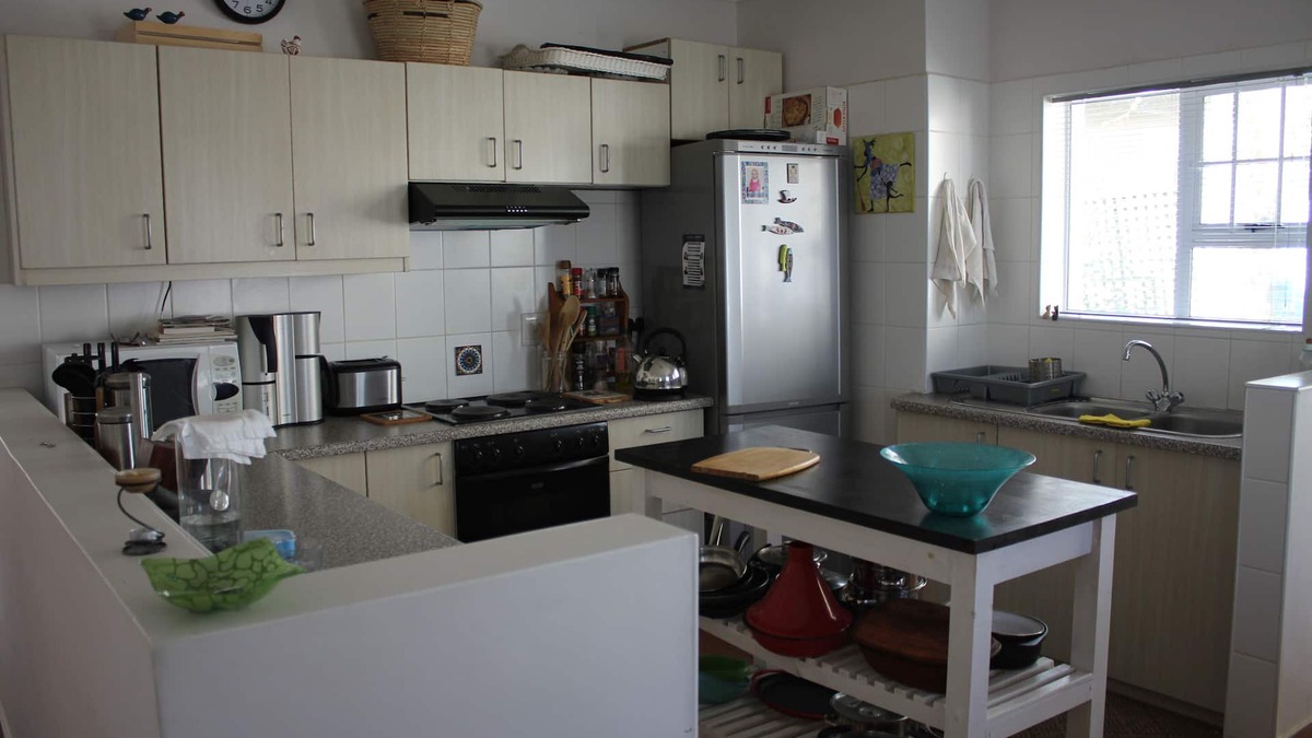 Sedgefield Cottage | GARDEN ROUTE SELF CATERING HOUSE - HUBBS PLACE is in Sedgefield close to Knysna