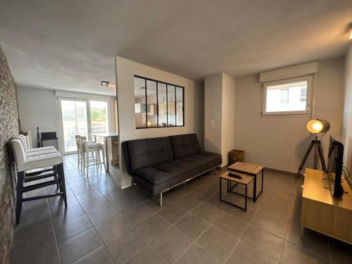 ZAC Andromede Apartment | Garden space - T4 - Airport - Garden - Tram