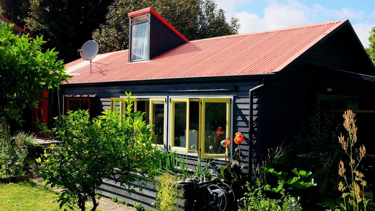 Nelson Apartment | Garden Studio in the Heart of Nelson
