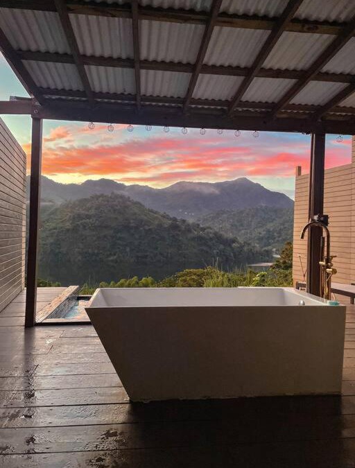 Caonillas Abajo Apartment | Garden Suite/Infinity Pool/Lago Caonillas/WIFI/AC