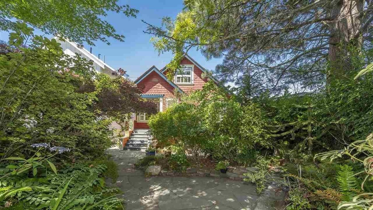 Hastings House | Garden suite on Trinity St, Vancouver