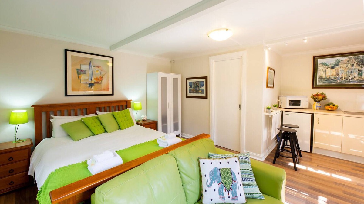Kalorama Apartment | Garden Suite - Peaceful Getaway