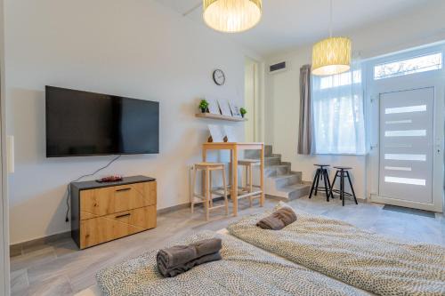 Sashalom Apartment | Gardencity Villa Apartman