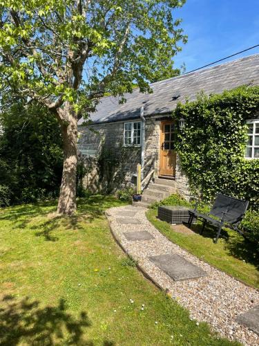Mudford House | Gardeners Cottage