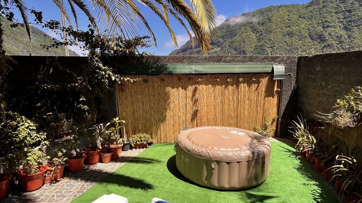 Sao Vicente House | Gardens Guest House-hostel