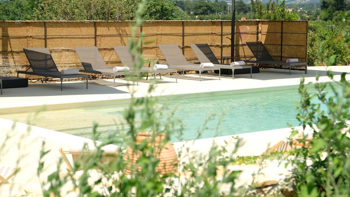 Livron-sur-Drome Hotel | Garenne