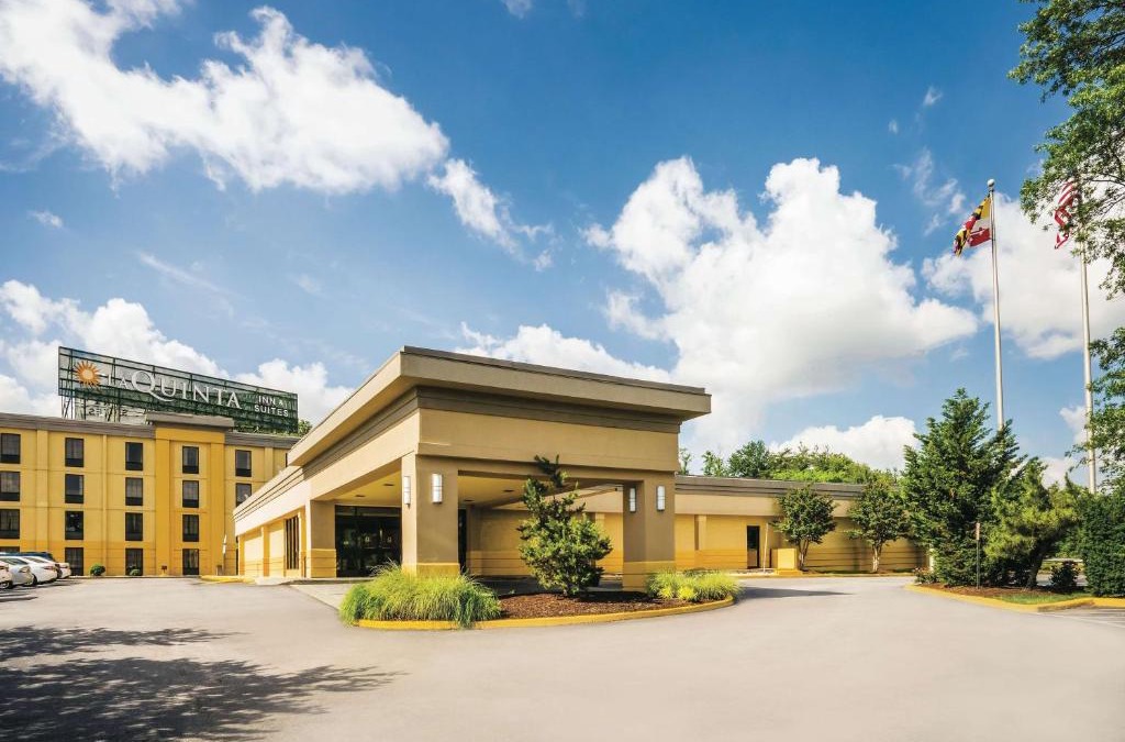 Glen Burnie Hotel | Garner Hotel Glen Burnie BWI Airport Area by IHG