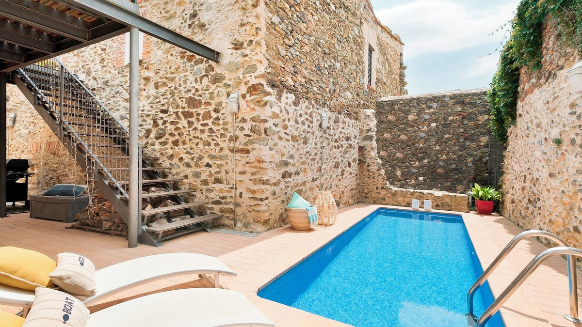 Garriguella House | Garriguella- Roses – Pool Costa Brava House