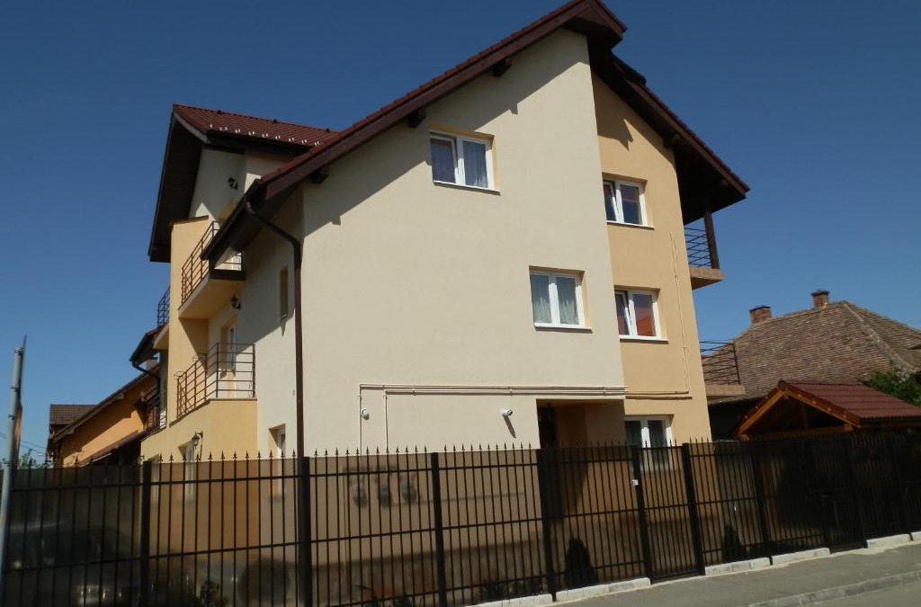Three Oaks Apartment | Garsoniera Strada Bucegi