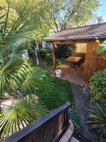 Dachau District Apartment | Garten EG Wohnung mit 3 Schlafzimmern 95qm